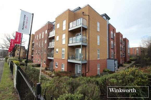 Studio Way, Hertfordshire, WD6