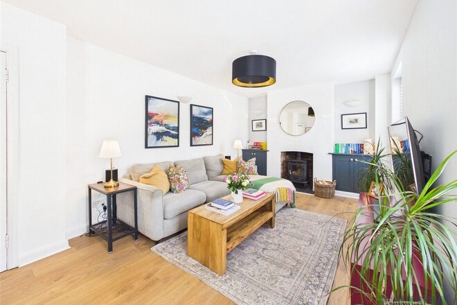 Ferguson Avenue, Surbiton, KT5