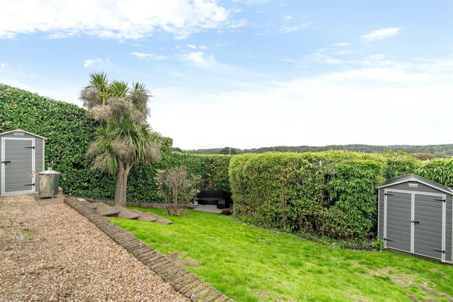 Corfe View Road, Wimborne, BH21