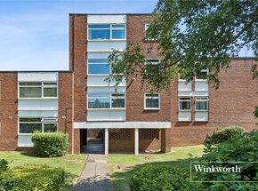 Dollis Avenue, London, N3