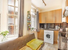 Hunter Street, London, WC1N