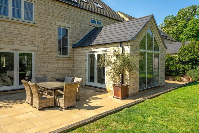 Hunters Court, Sleaford, NG34
