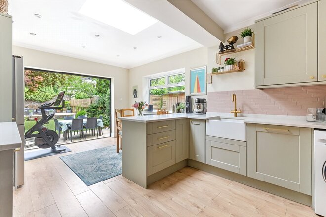 Santos Road, Putney, SW18