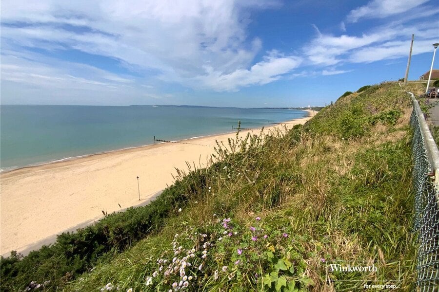 Picture No. 02