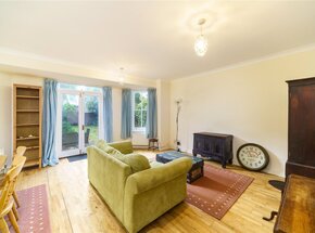 Carlyle Place, London, SW15