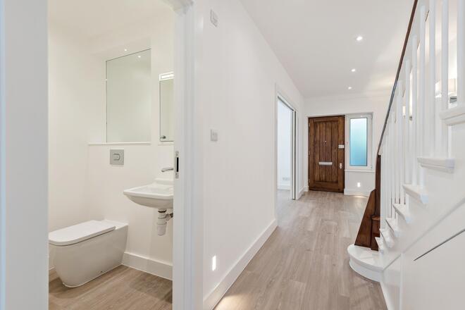 Middlefield, London, NW8