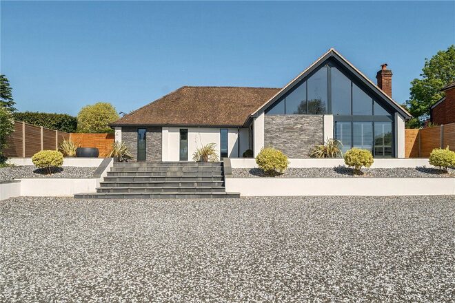 Echo Barn Lane, Farnham, GU10
