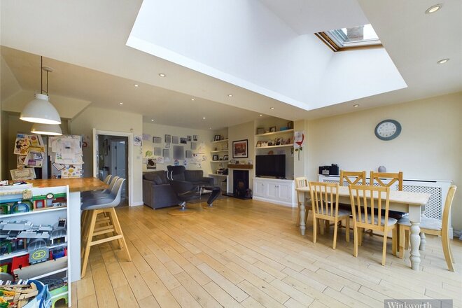 Beresford Avenue, Surbiton, KT5