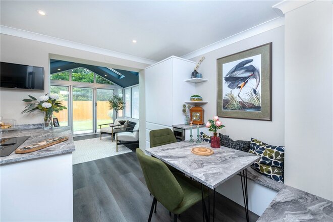 Chatsworth Close, Peterborough, PE6