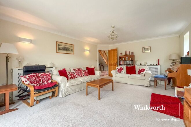 Woolsbridge Road, Ringwood, BH24