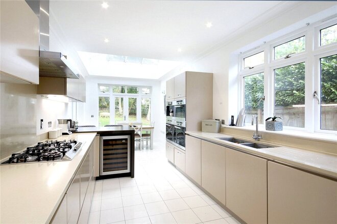 Park Grove, Beaconsfield, HP9
