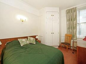 Southampton Row, London, WC1B