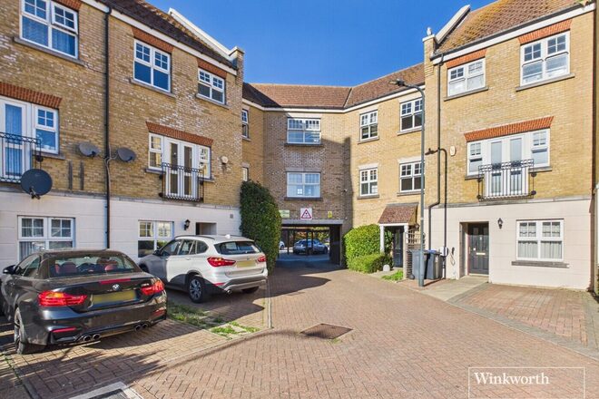 Rose Bates Drive, Kingsbury, NW9
