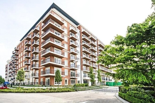 Beaufort Square, Colindale, NW9