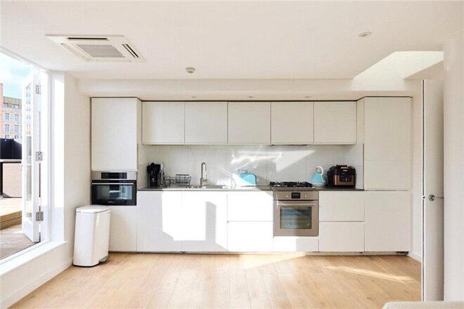 Kennington Road, UK, SE11