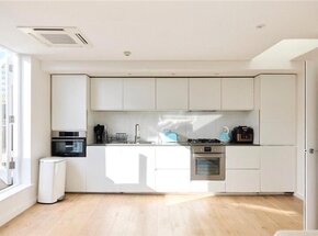 Kennington Road, UK, SE11