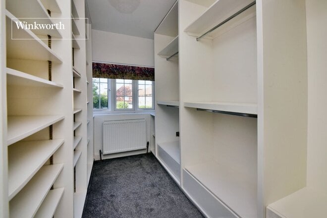 Risley Close, Morden, SM4