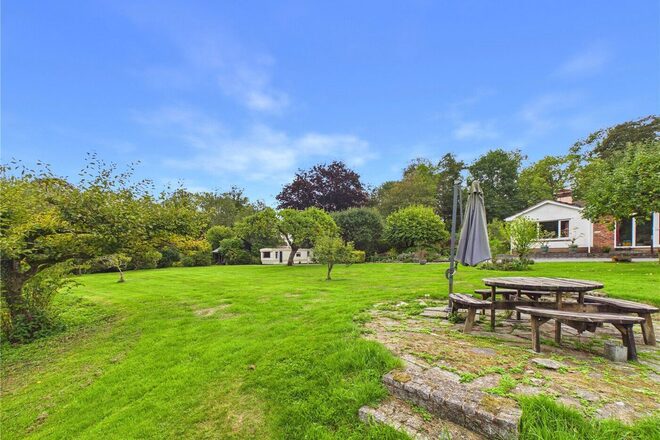 Lower Washfield, Devon, EX16