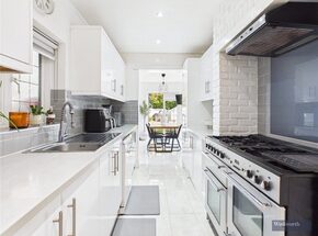 Pinner View, Harrow, HA1