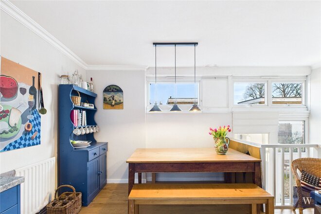 Cherry Laurel Walk, London, SW2