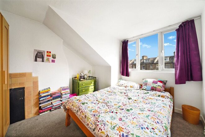 Hatchard Road, London, N19