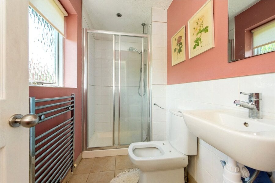 En Suite Shower Room