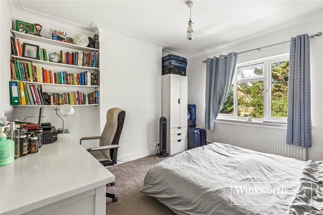Nether Street, Finchley, N3