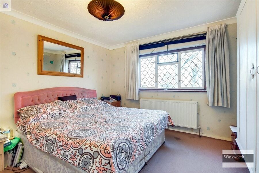 Bed 1