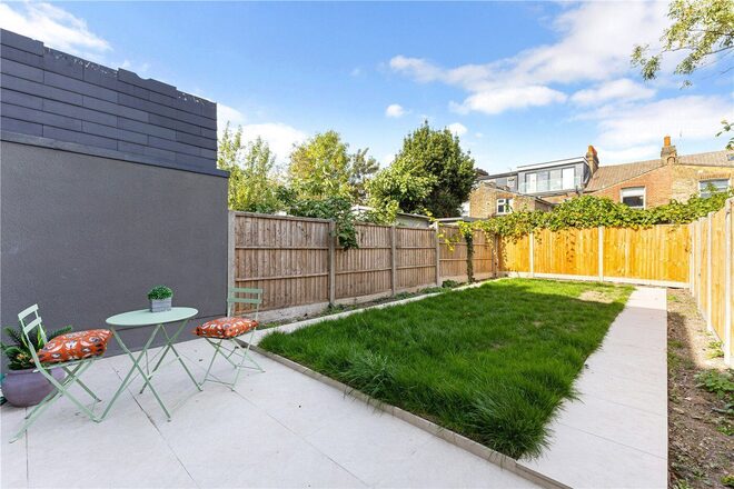 Falkland Road, London, N8