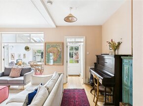 Herne Hill Road, London, SE24