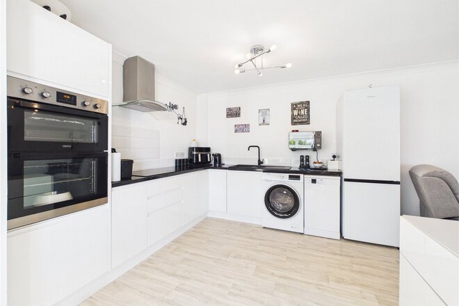 Crowden Crescent, Devon, EX16