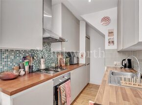 Golders Green Crescent, London, NW11