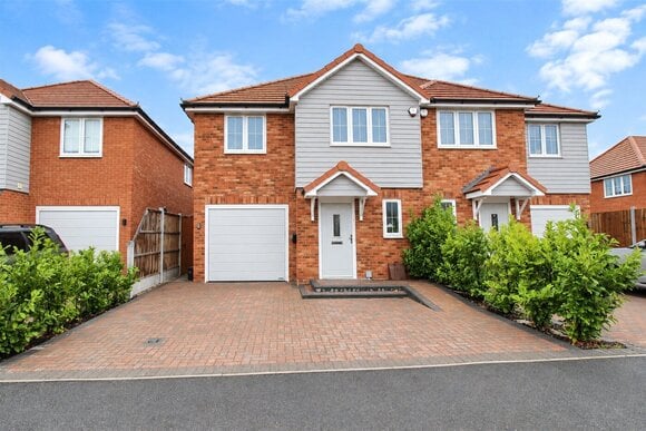 St. Josephs Close, Essex, SS8
