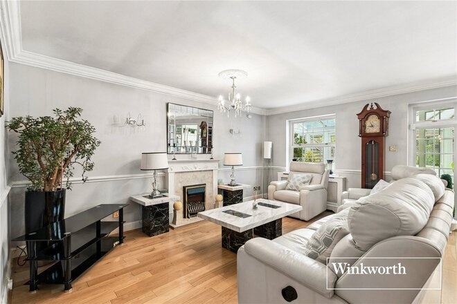 Spring Place, Finchley, N3