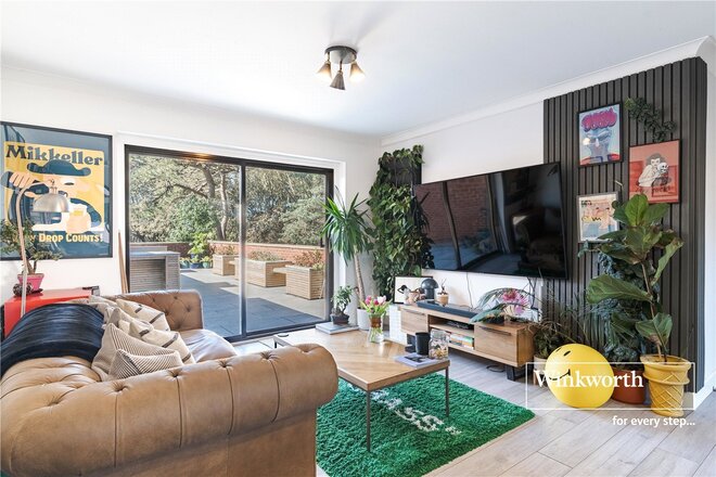 Sea Road, Bournemouth, BH5