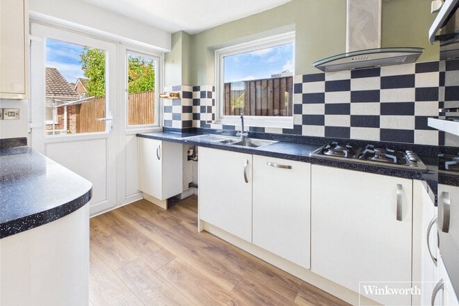 Kestrel Close, Berkshire, RG19