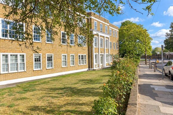 Parkside, Blackheath, SE3