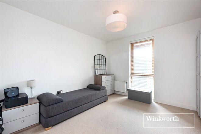 Ebony Crescent, Barnet, EN4
