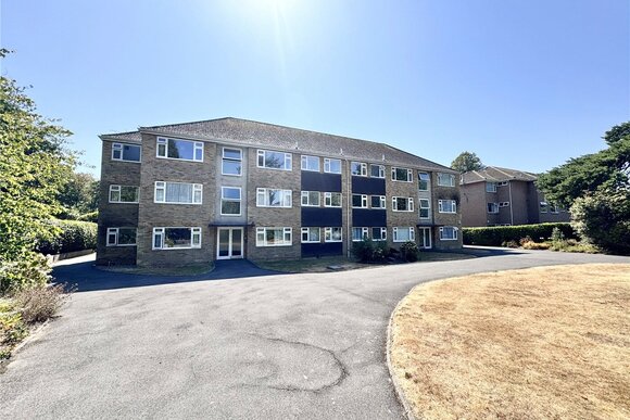 Portarlington Road, Dorset, BH4