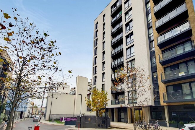 24 Palmers Road, London, E2