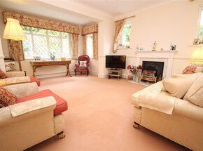 Kings Avenue, Poole, BH14