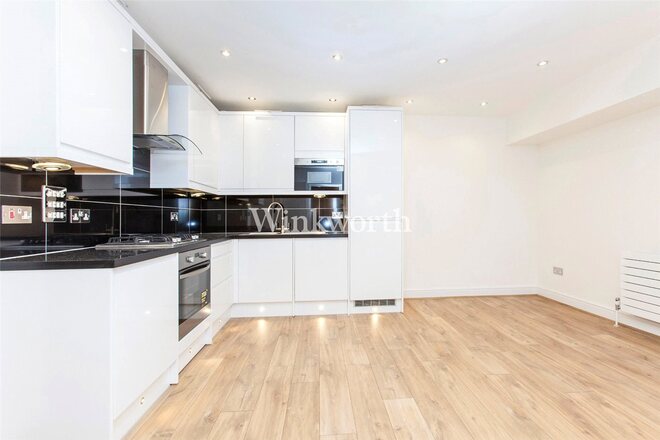 Endymion Road, London, N4