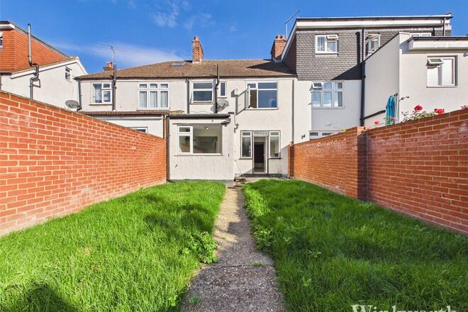 Cloister Road, London, W3