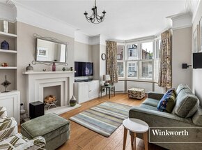 Cornwall Avenue, London, N3
