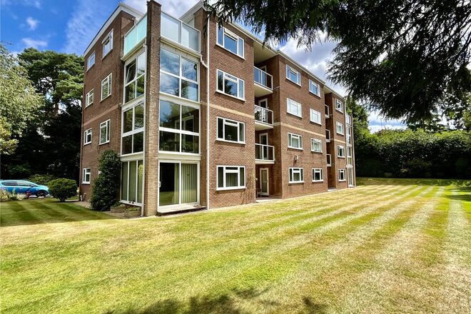 Burton Road, Poole, BH13