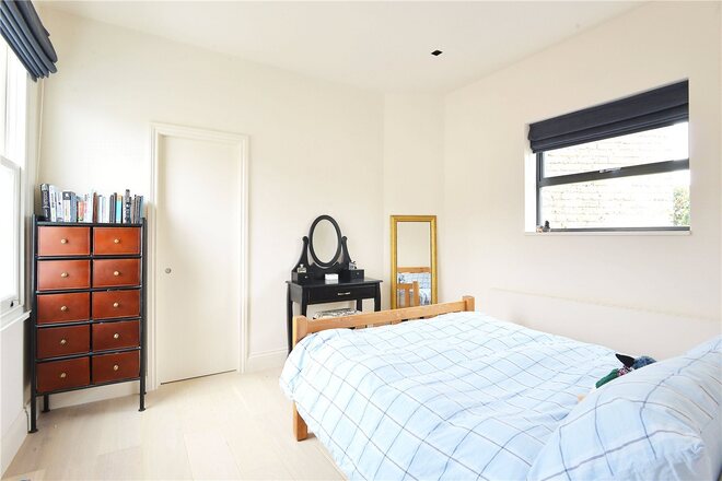 Crawthew Grove, East Dulwich, SE22