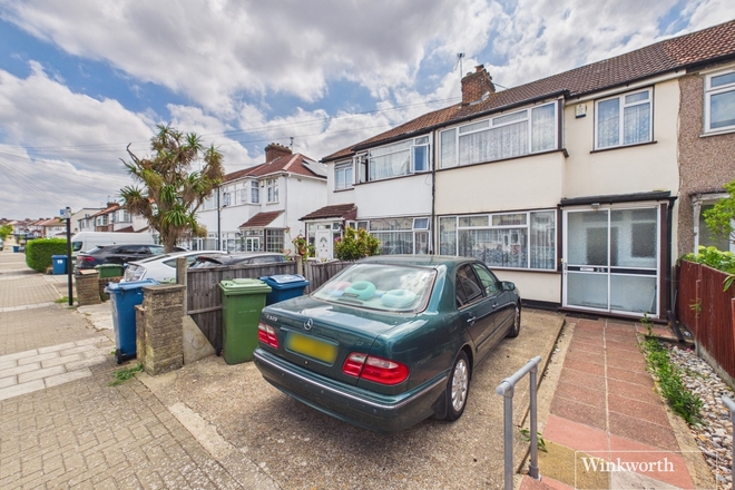 Reynolds Drive, Edgware, HA8