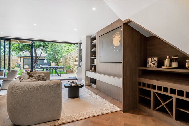 Stapleton Hall Road, London, N4