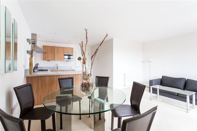 Carronade Court, London, N7