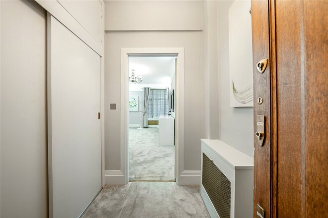 Berkeley Court, Baker Street, NW1